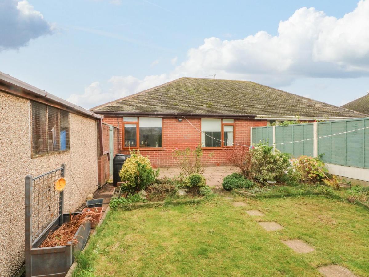 Bungalow By The Sea Villa Cleveleys Exterior photo